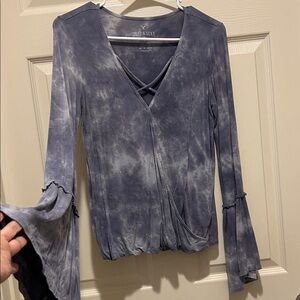 American Eagle Outfitters Blue Grey Tie-Dye Wrap Blouse Bell Sleeves Relaxed Fit